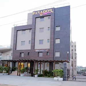 2* Отель Hotel Parador Agra